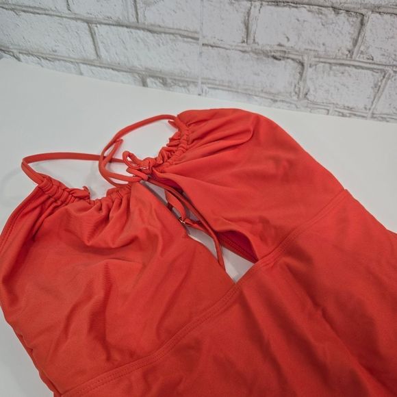 Shade and Short one piece halter swimsuit - Picture 11 of 16